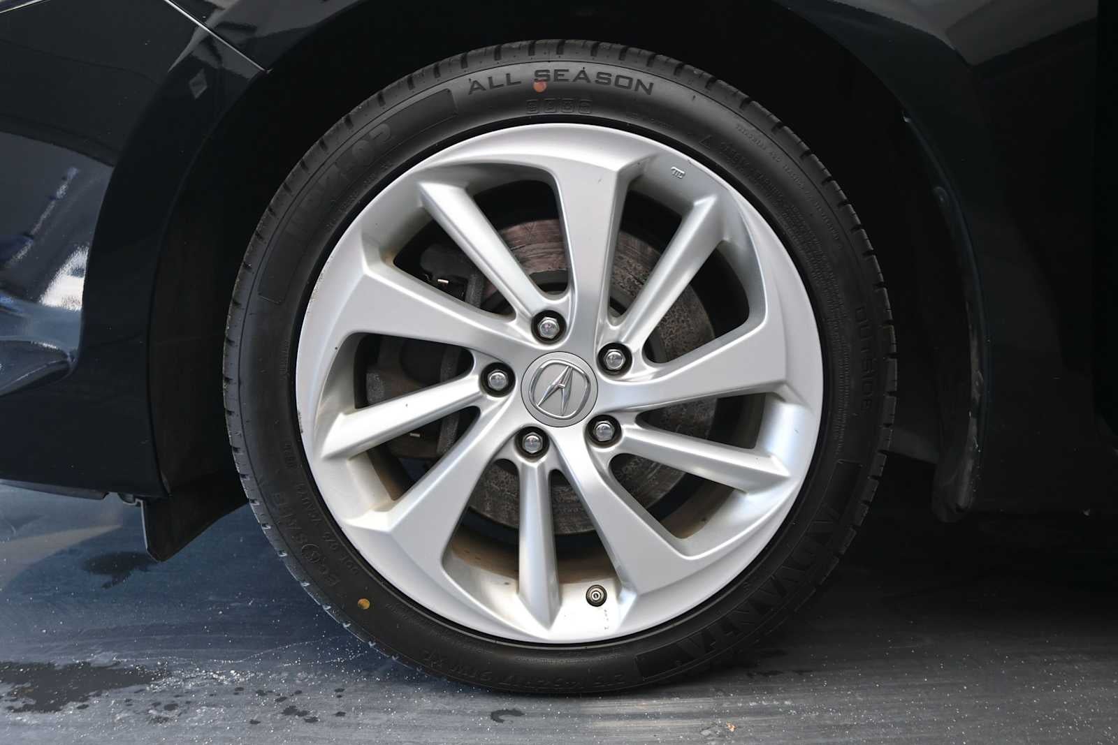 2018 Acura ILX w/Premium Pkg