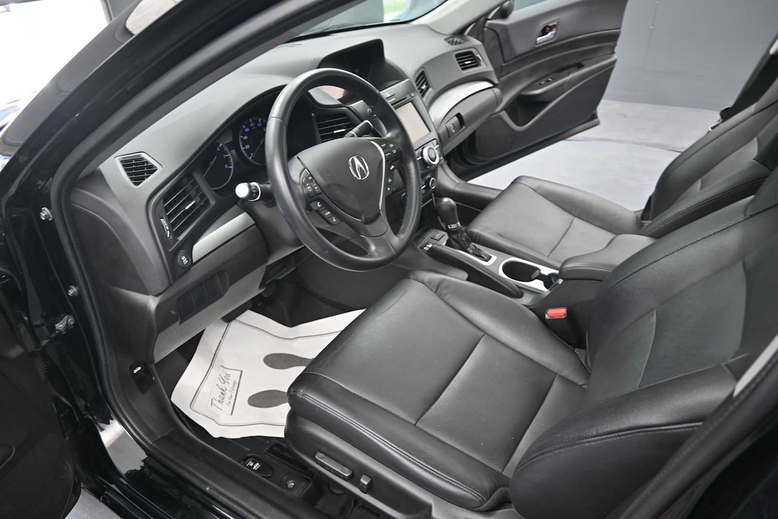 2018 Acura ILX w/Premium Pkg