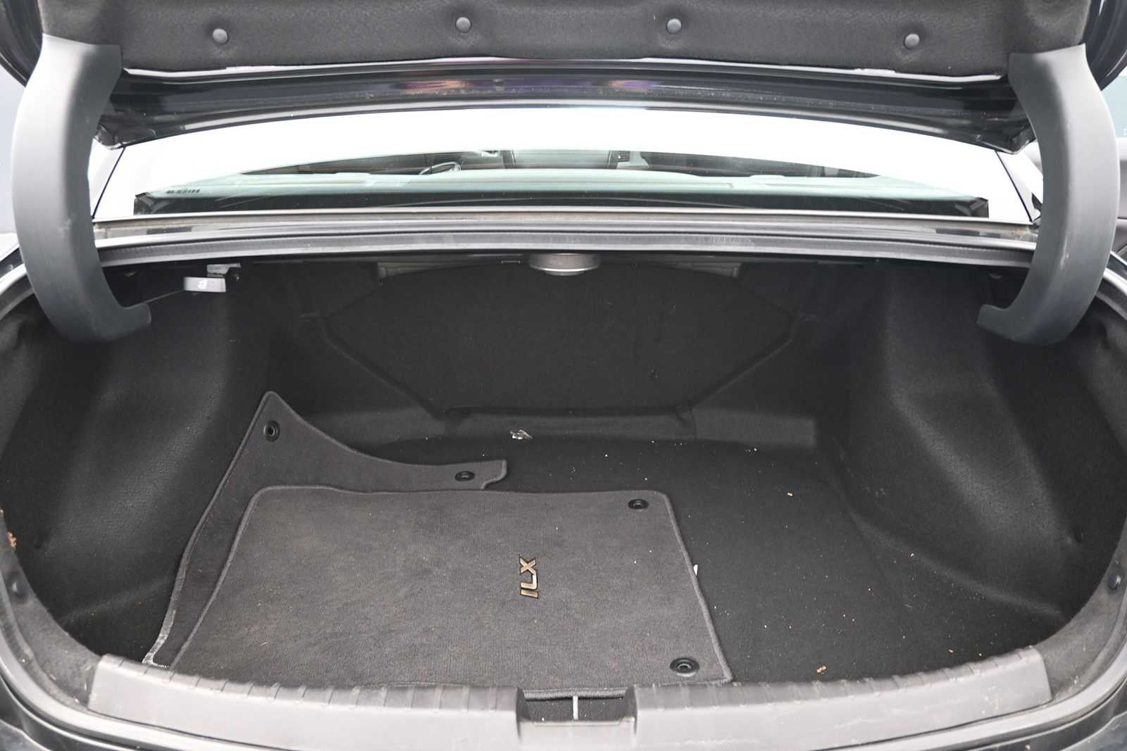 2018 Acura ILX w/Premium Pkg