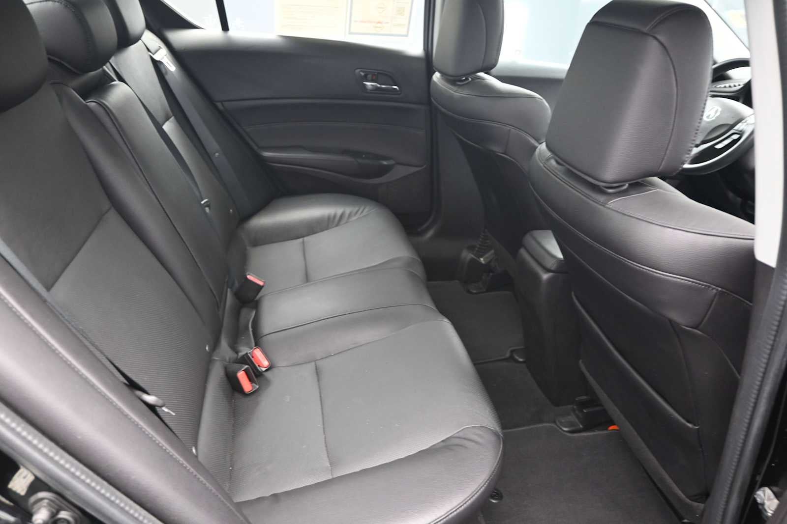 2018 Acura ILX w/Premium Pkg