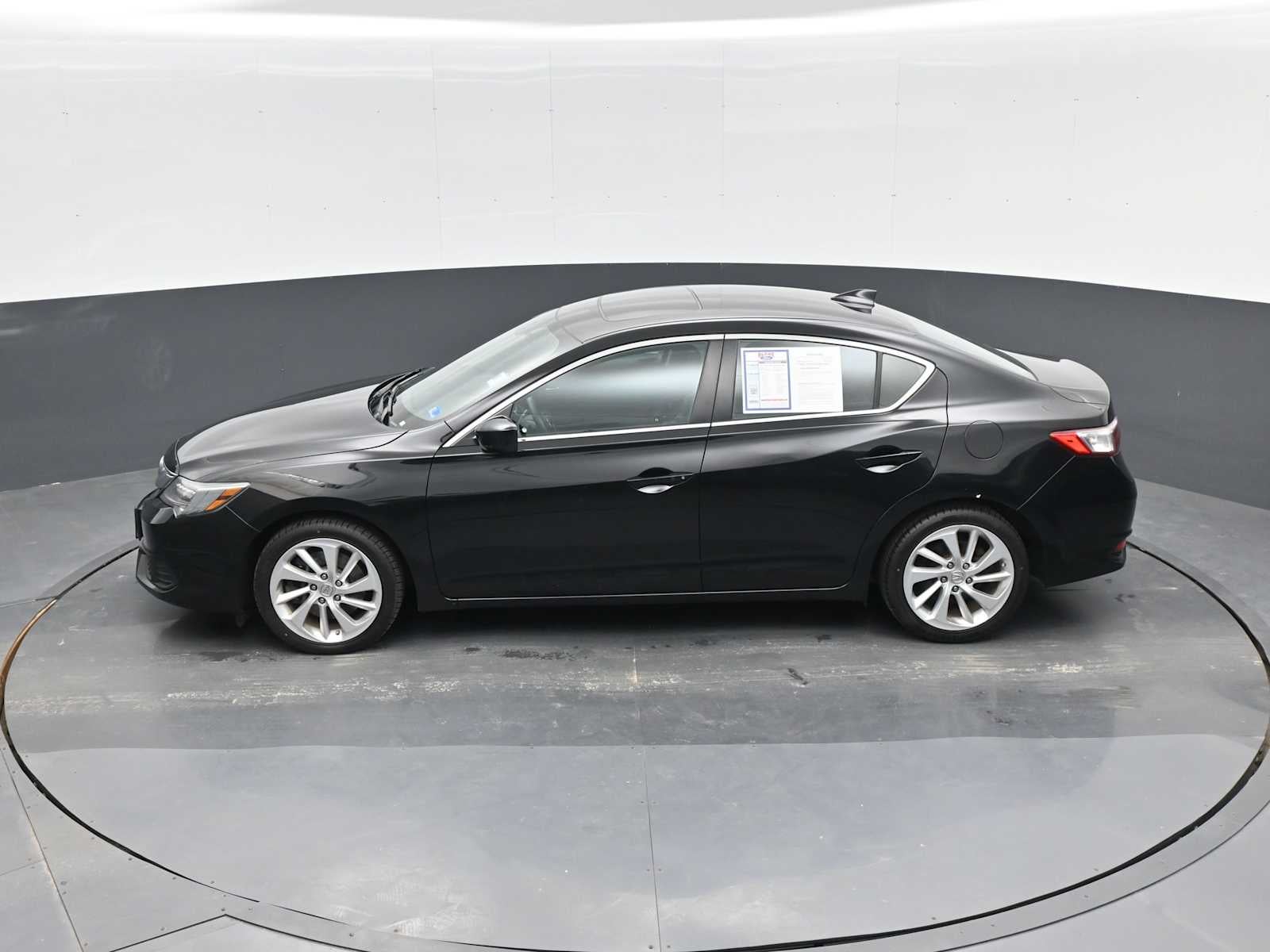 2018 Acura ILX w/Premium Pkg