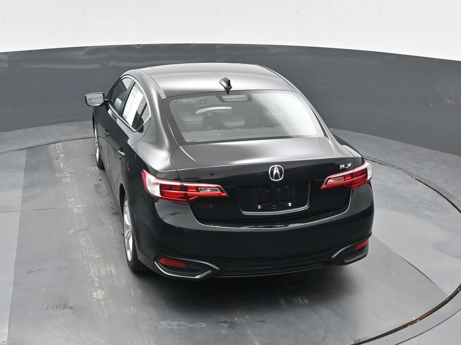 2018 Acura ILX w/Premium Pkg