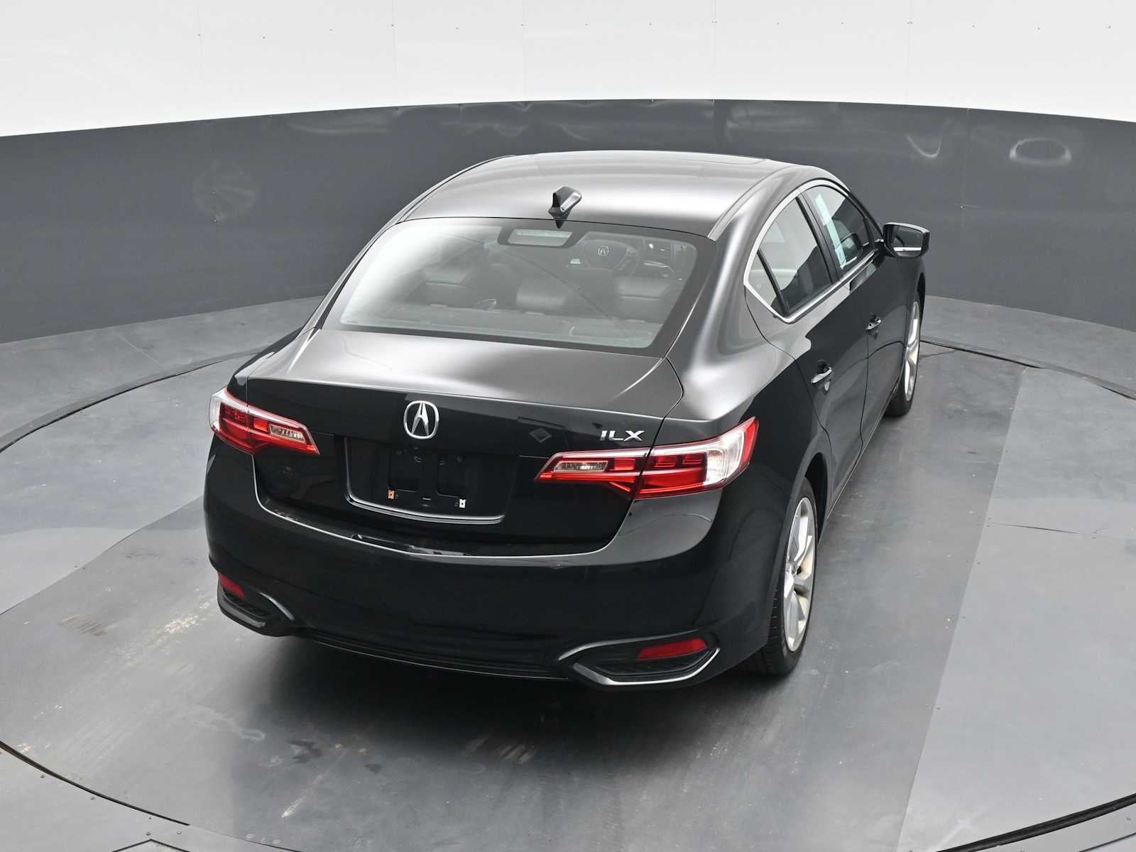 2018 Acura ILX w/Premium Pkg