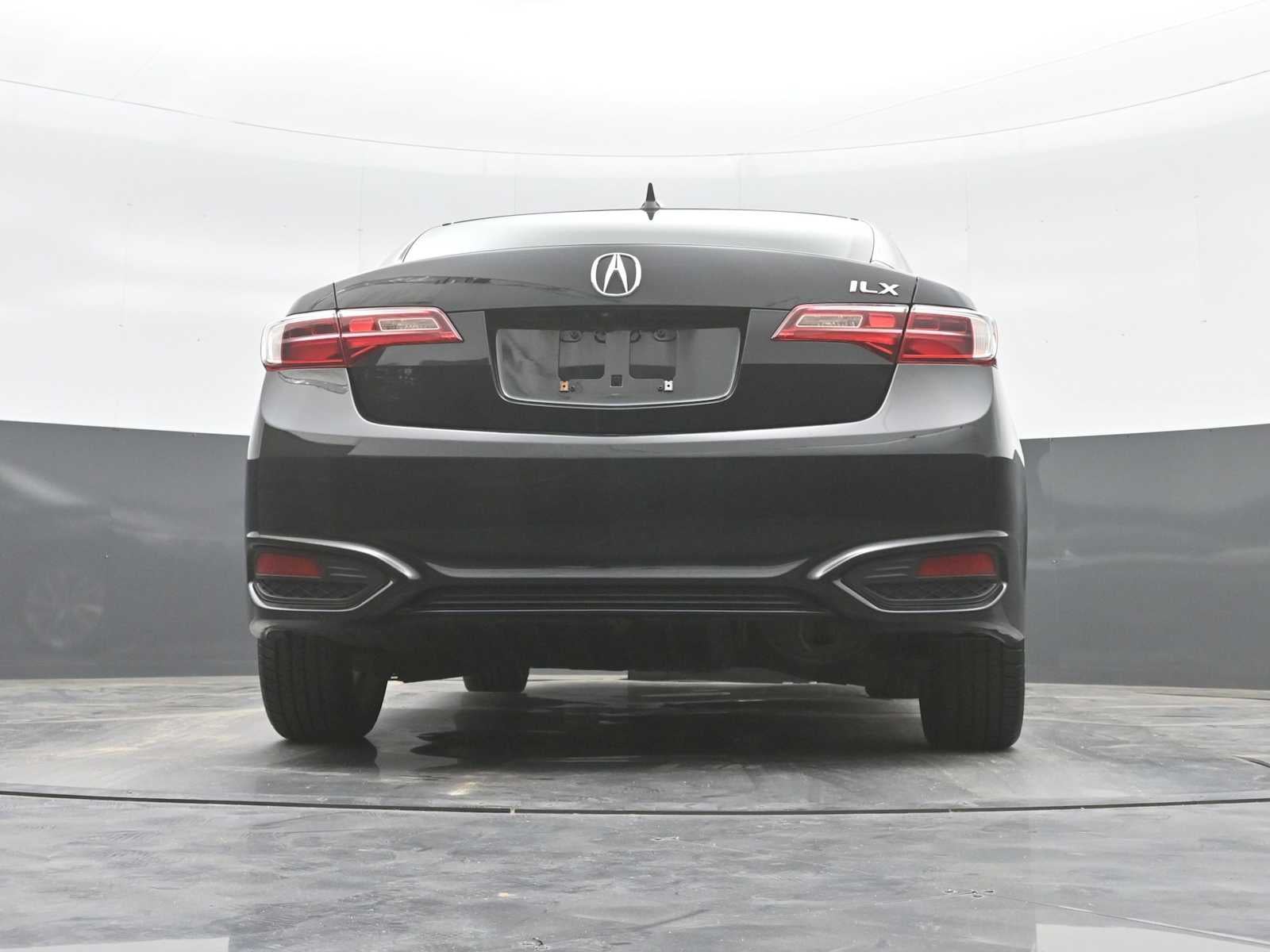 2018 Acura ILX w/Premium Pkg