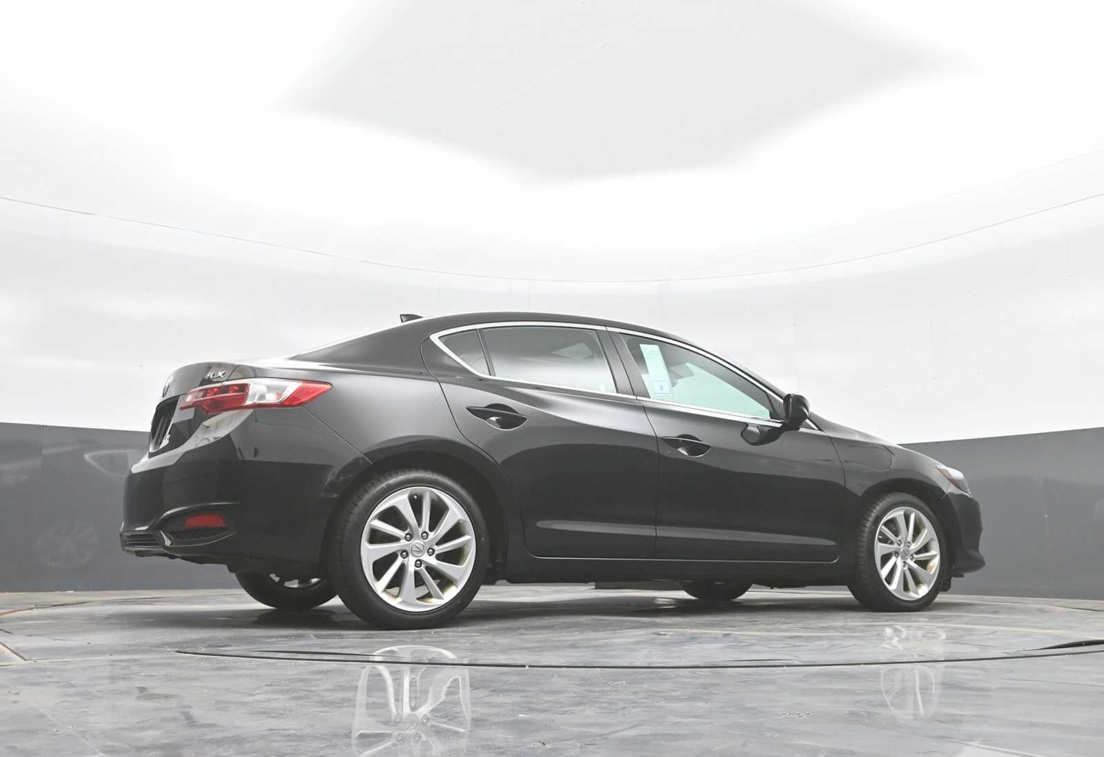 2018 Acura ILX w/Premium Pkg