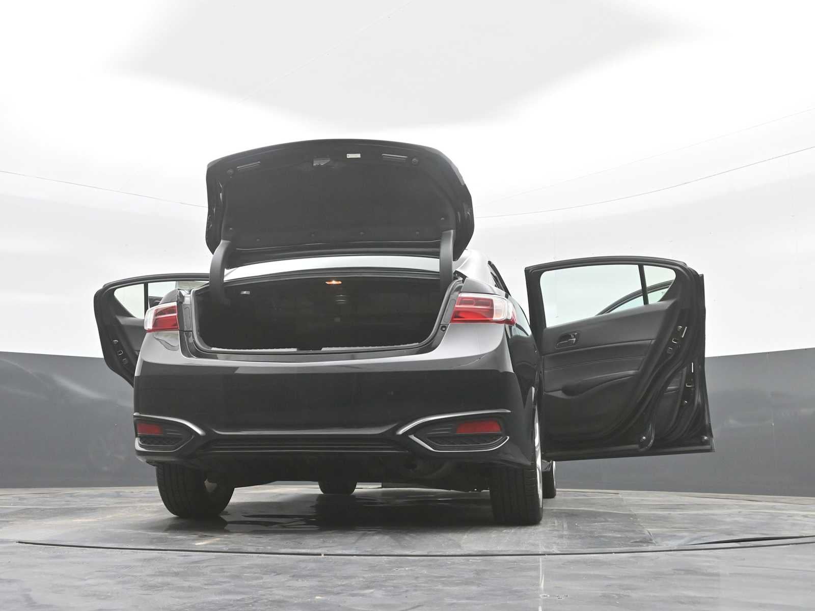2018 Acura ILX w/Premium Pkg