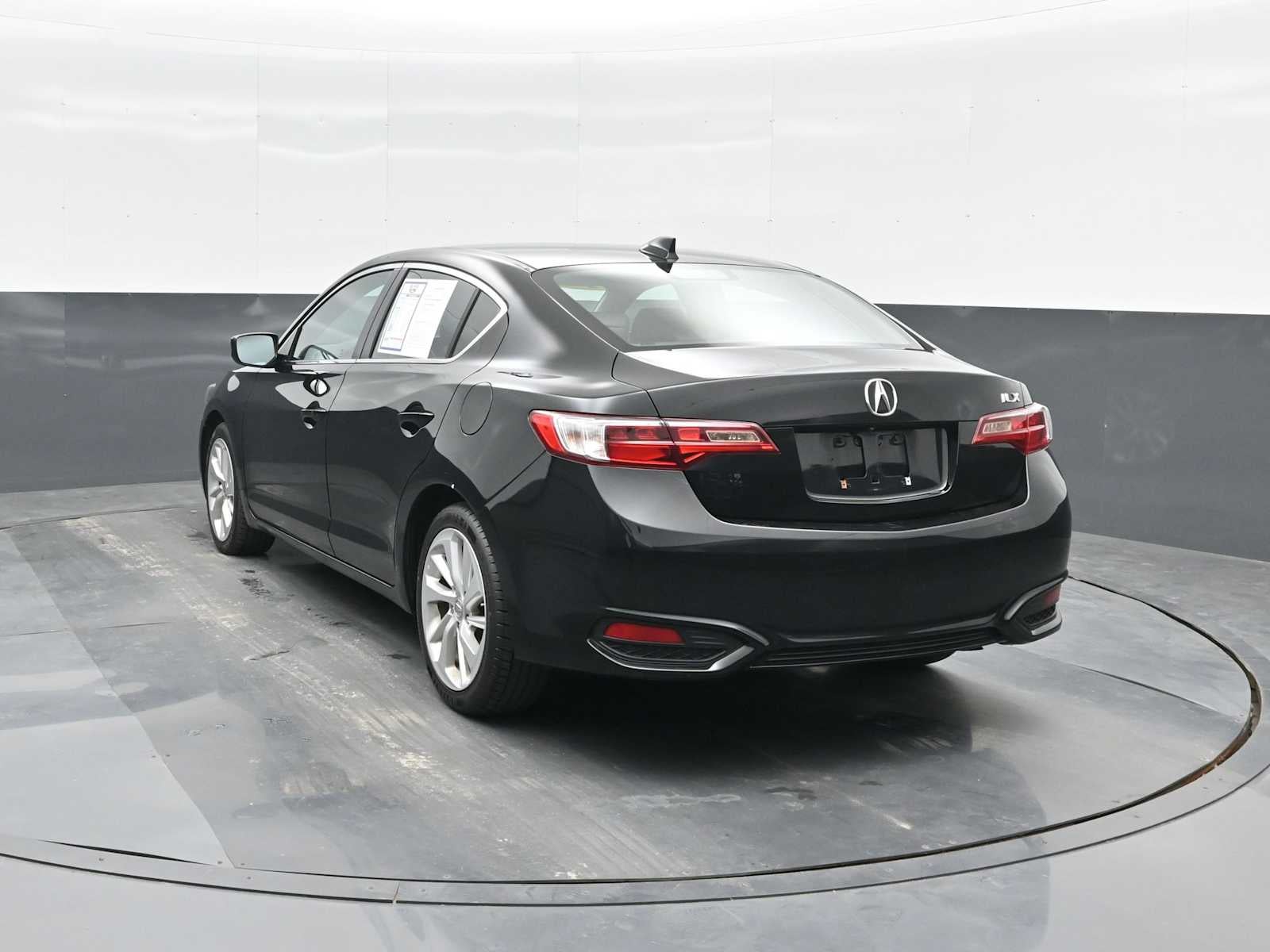 2018 Acura ILX w/Premium Pkg
