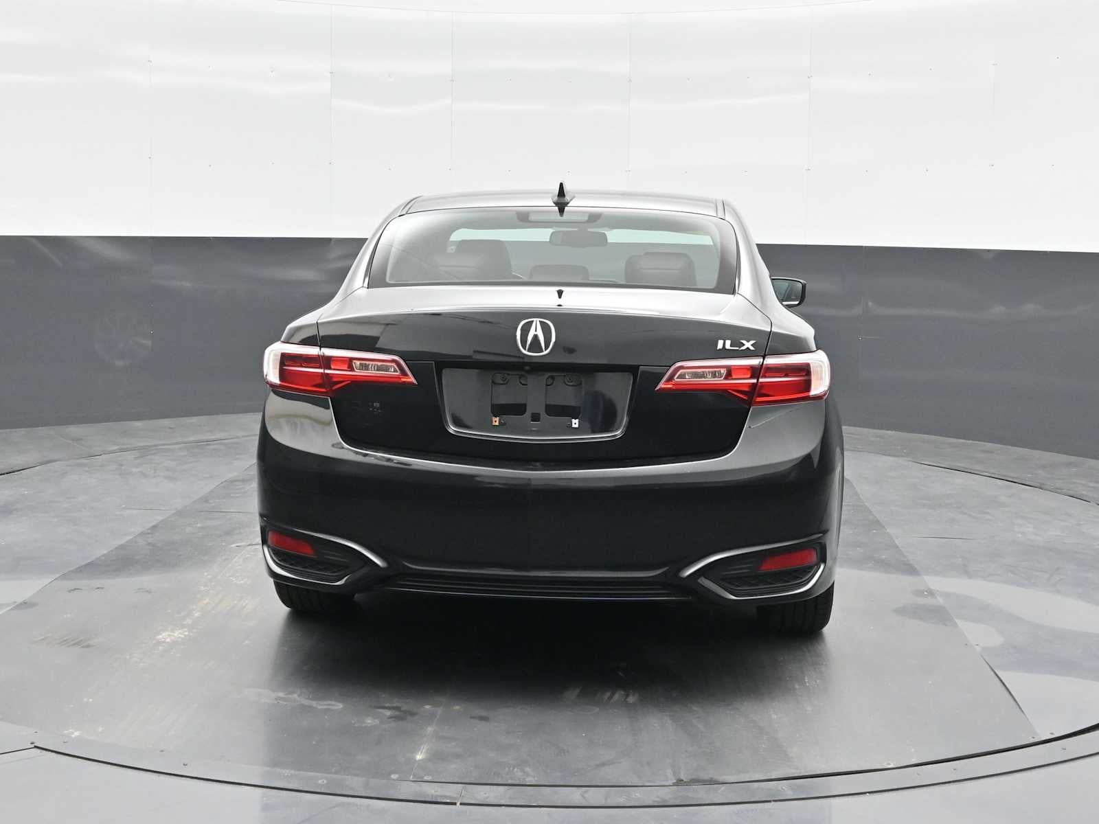 2018 Acura ILX w/Premium Pkg