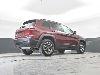 2021 Jeep CHEROKEE Base