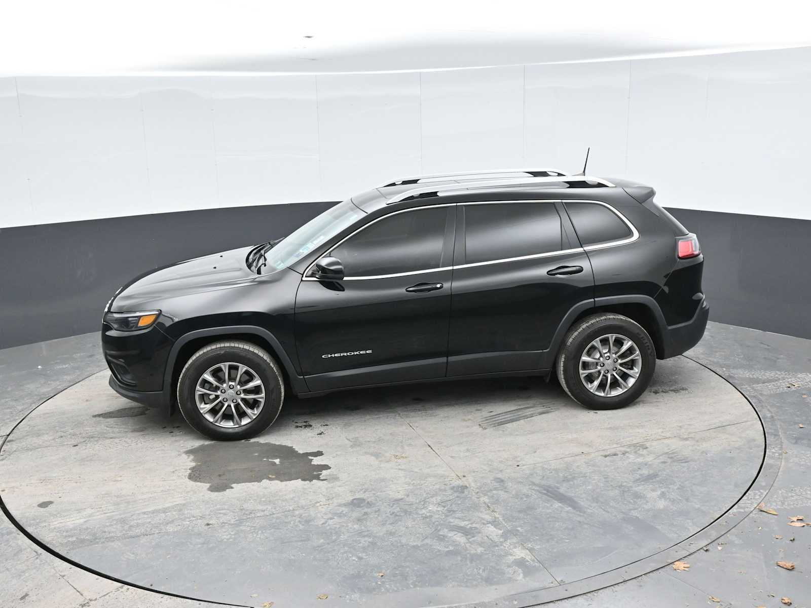 2020 Jeep Cherokee Lux