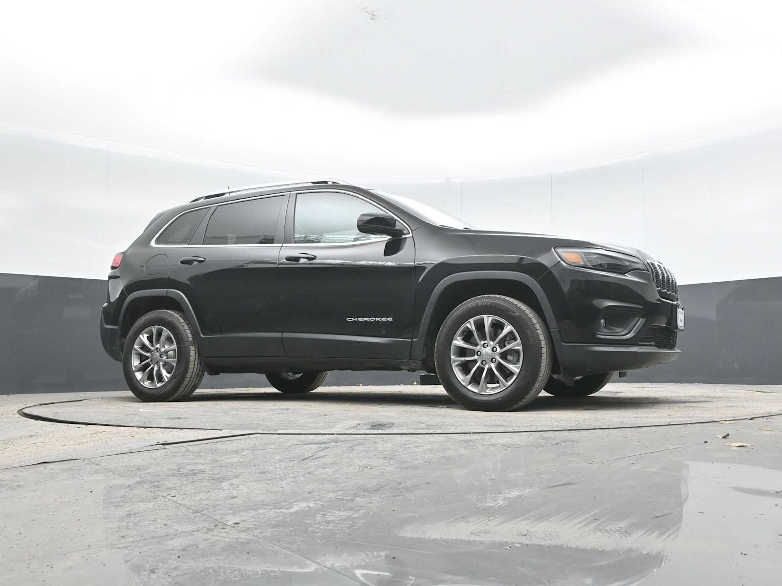 2020 Jeep Cherokee Lux