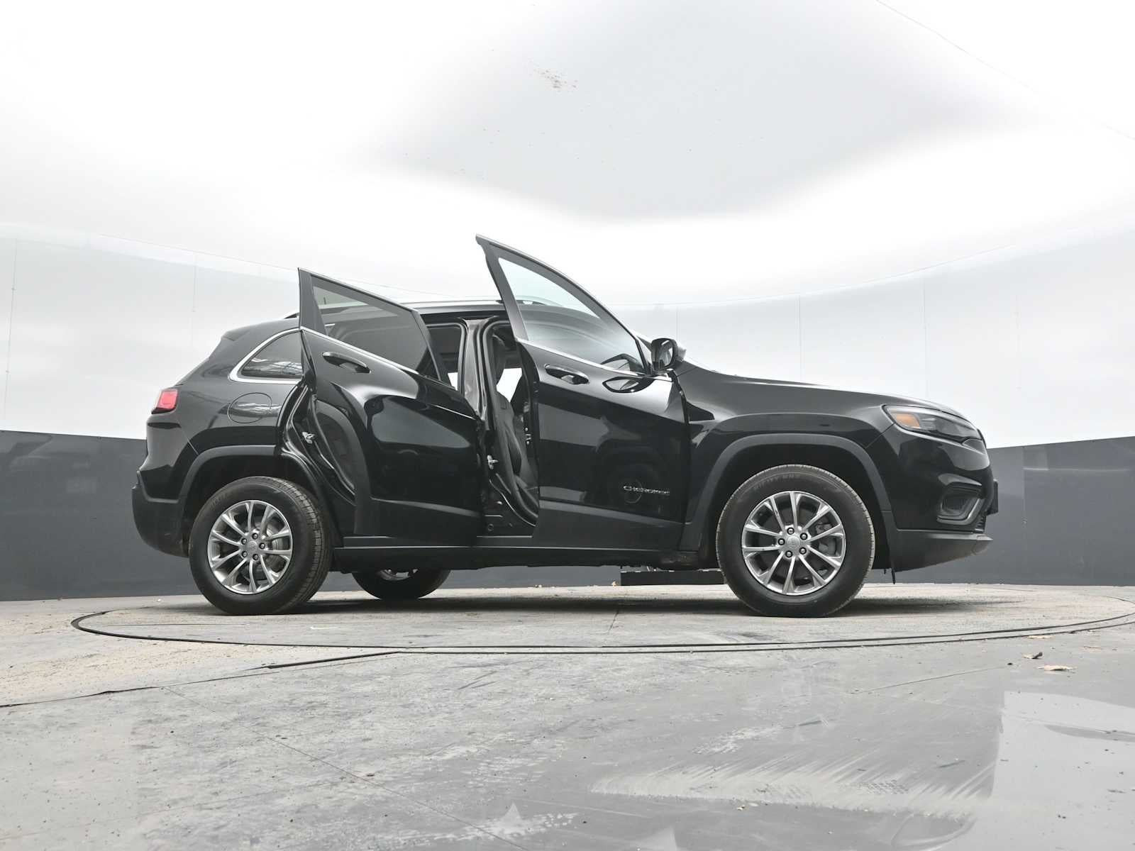 2020 Jeep Cherokee Lux