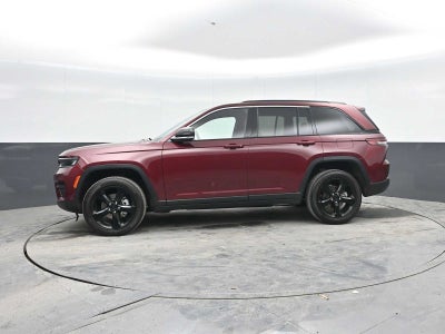 2022 Jeep Grand Cherokee Altitude