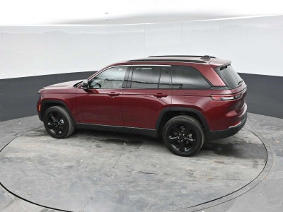 2022 Jeep Grand Cherokee Altitude