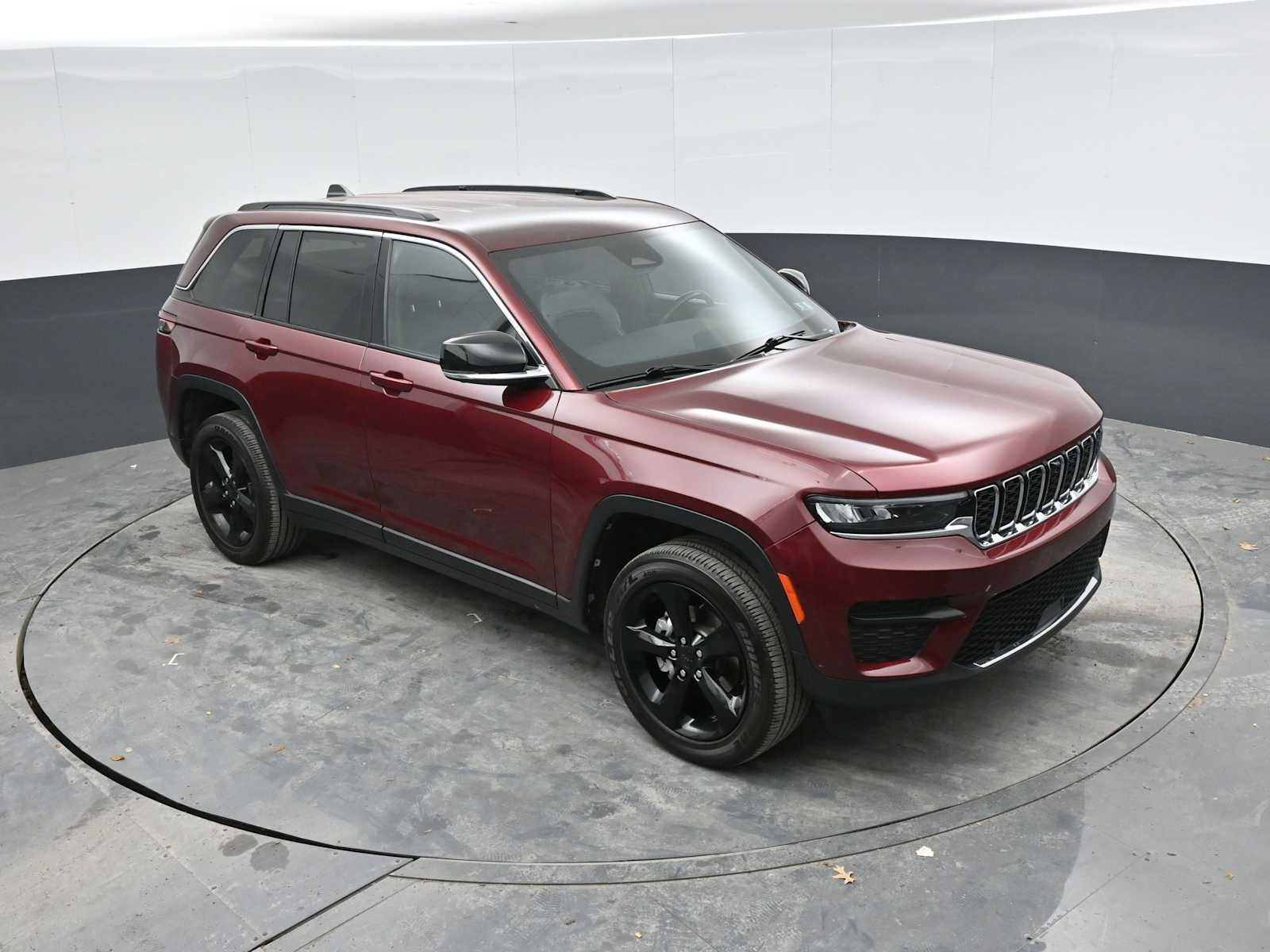 2022 Jeep Grand Cherokee Altitude