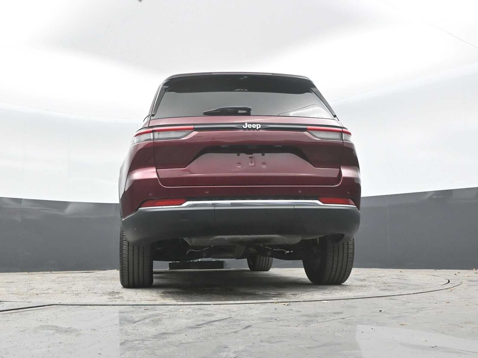 2022 Jeep Grand Cherokee Altitude