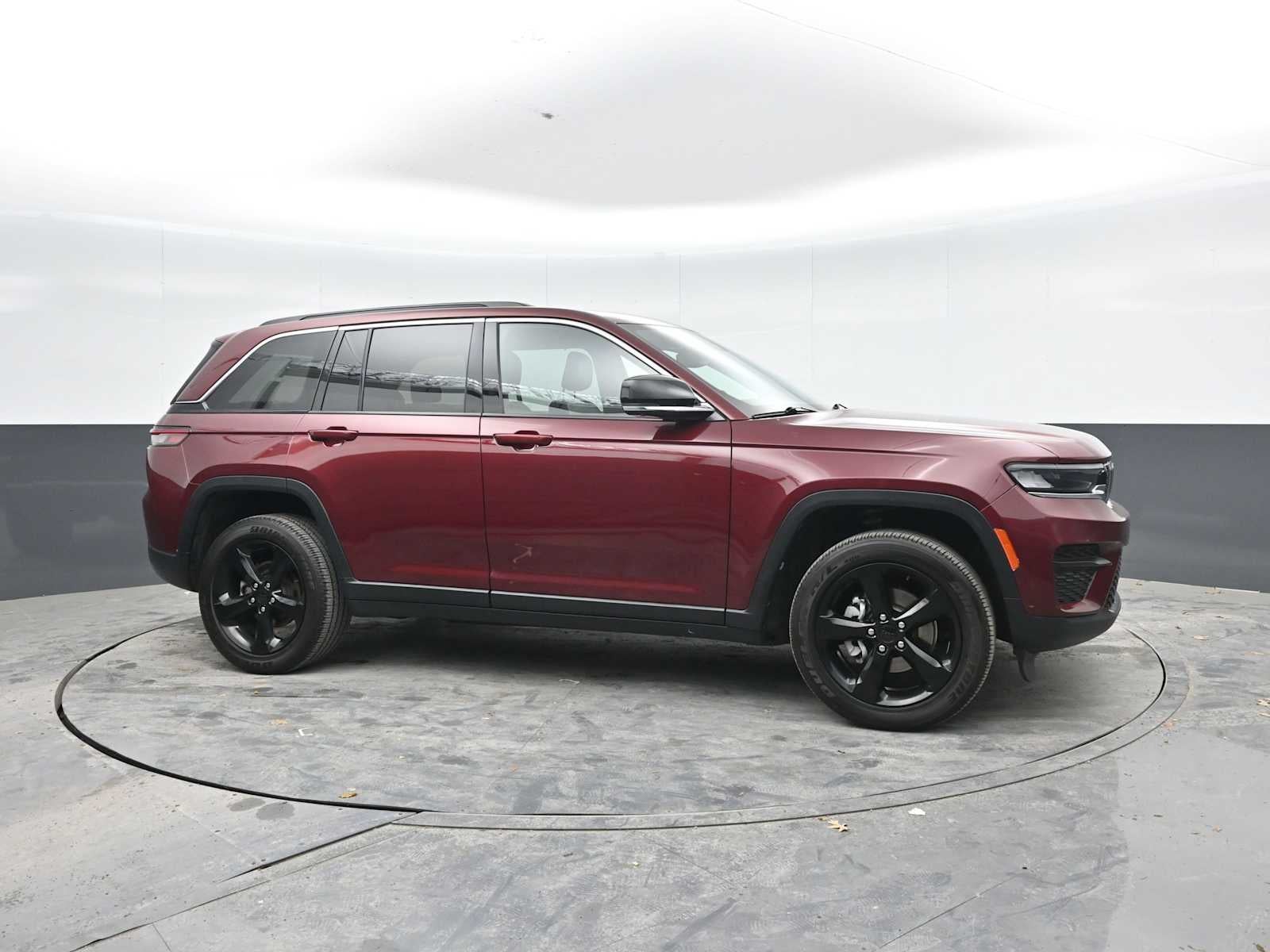 2022 Jeep Grand Cherokee Altitude