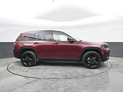 2022 Jeep Grand Cherokee Altitude