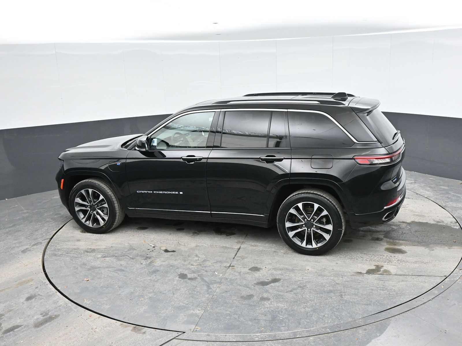 2023 Jeep Grand Cherokee 4xe Overland