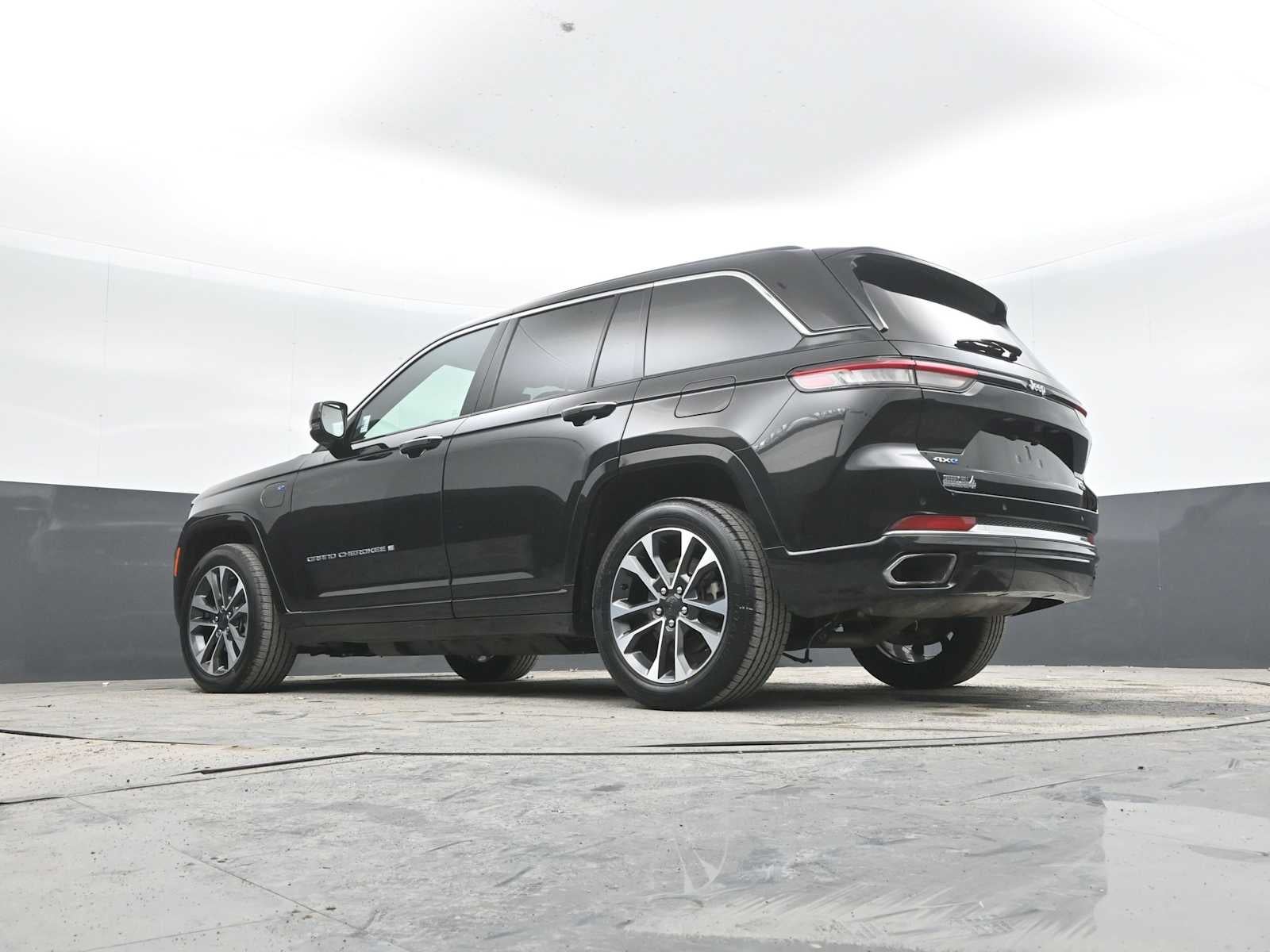 2023 Jeep Grand Cherokee 4xe Overland