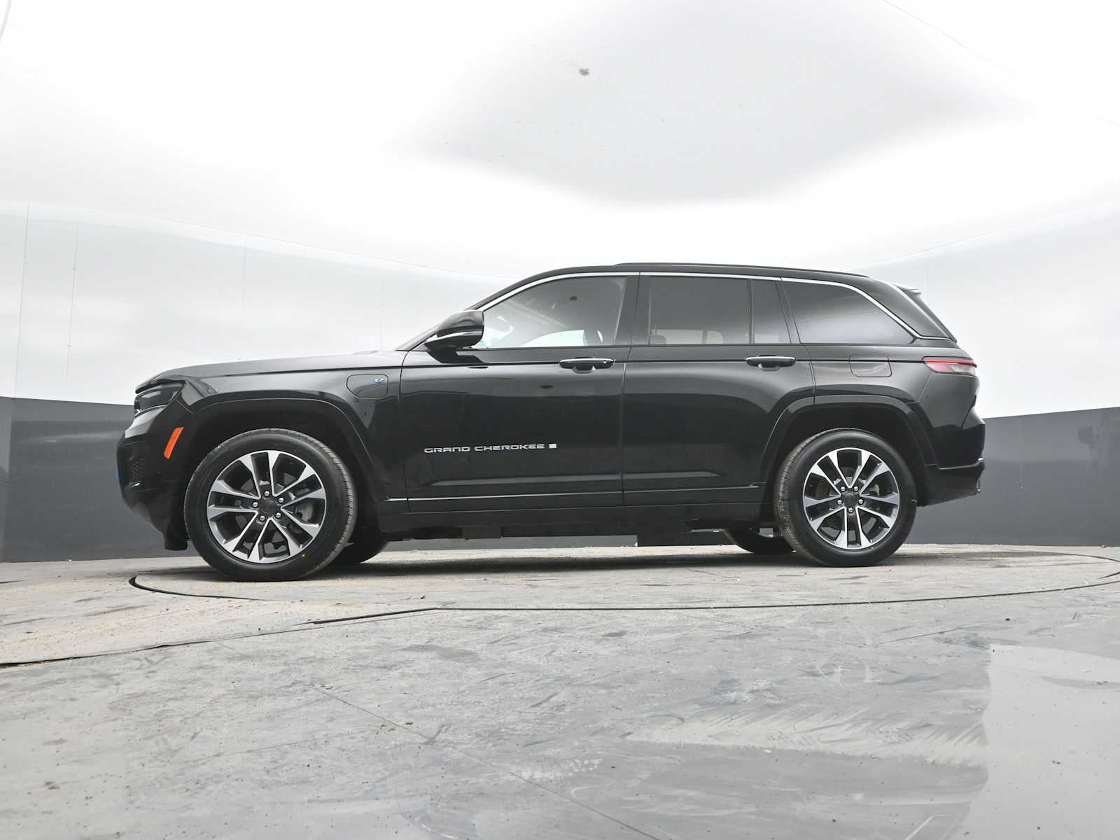 2023 Jeep Grand Cherokee 4xe Overland