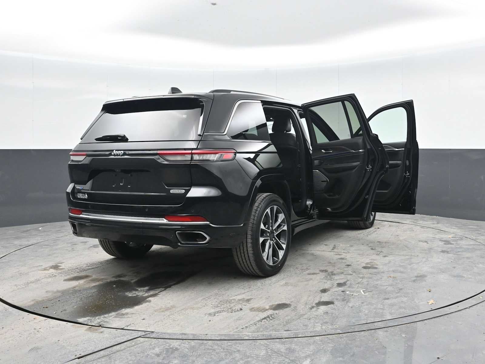 2023 Jeep Grand Cherokee 4xe Overland