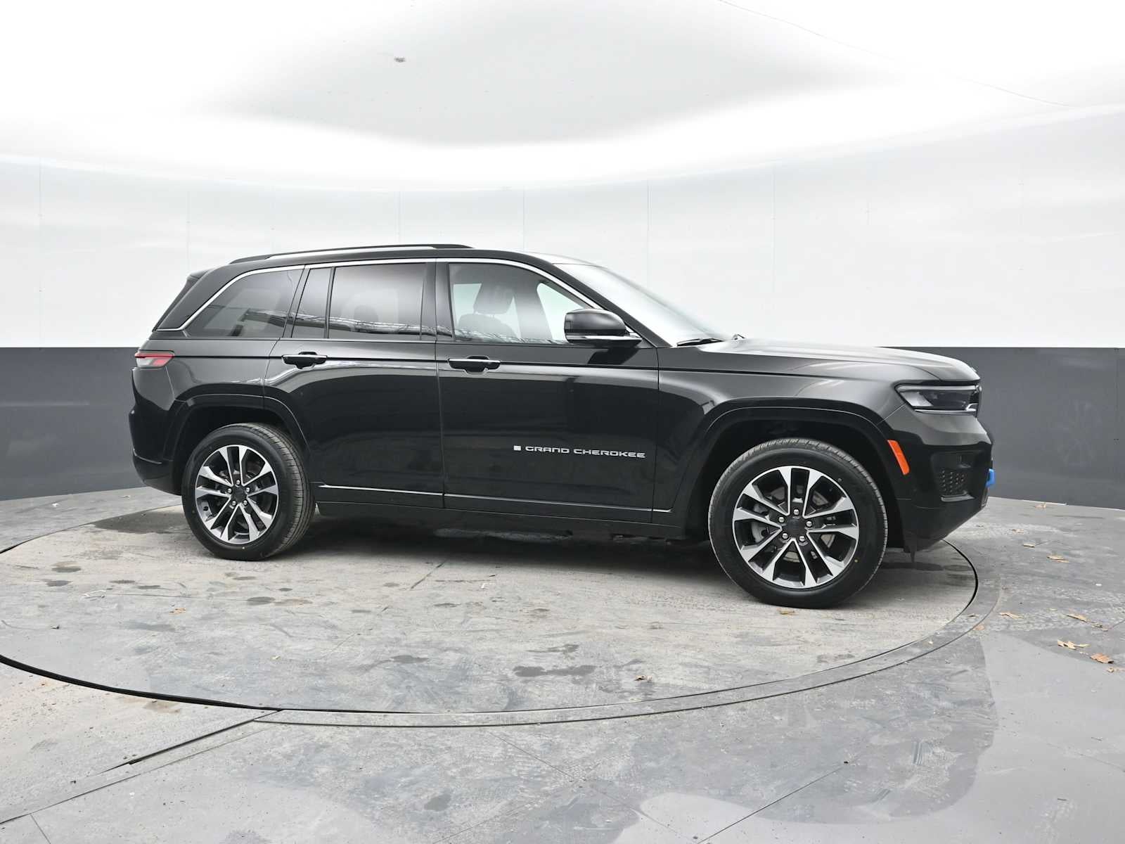 2023 Jeep Grand Cherokee 4xe Overland