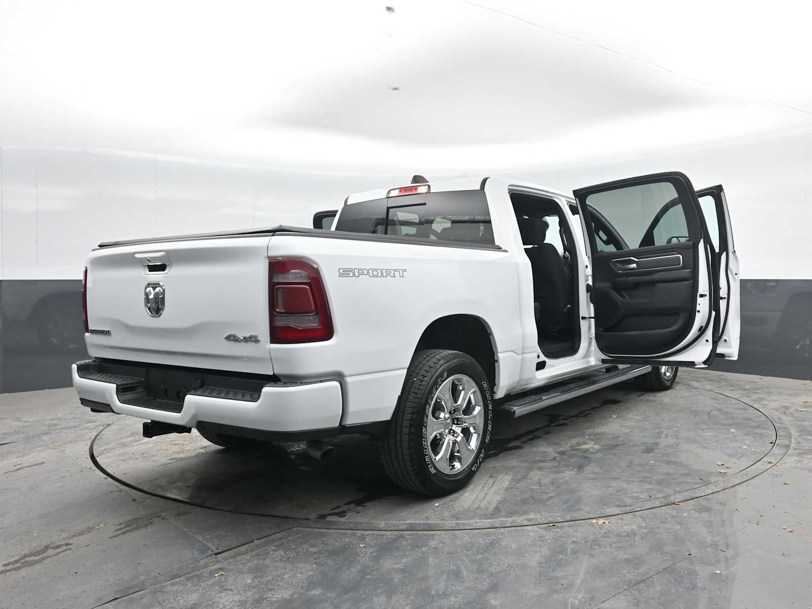 2023 RAM 1500 BIG HORN/L Base