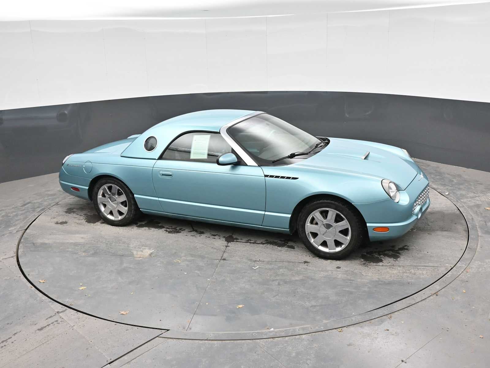 2002 Ford Thunderbird w/Hardtop Premium