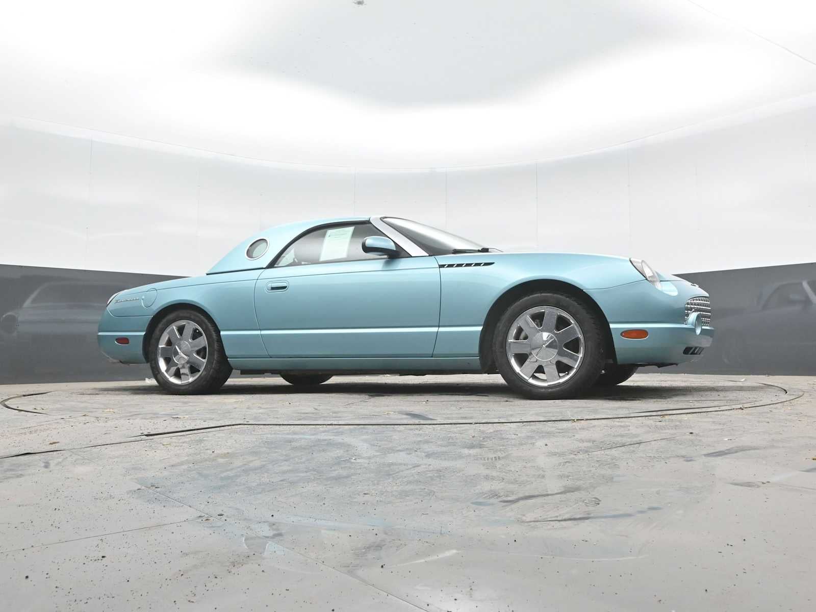 2002 Ford Thunderbird w/Hardtop Premium
