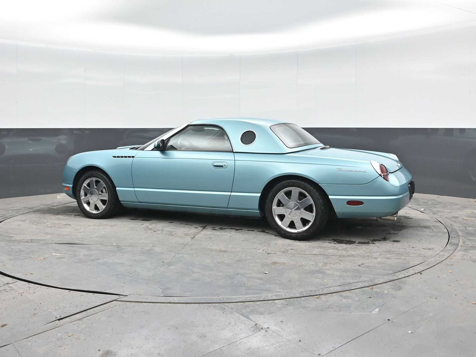 2002 Ford Thunderbird w/Hardtop Premium
