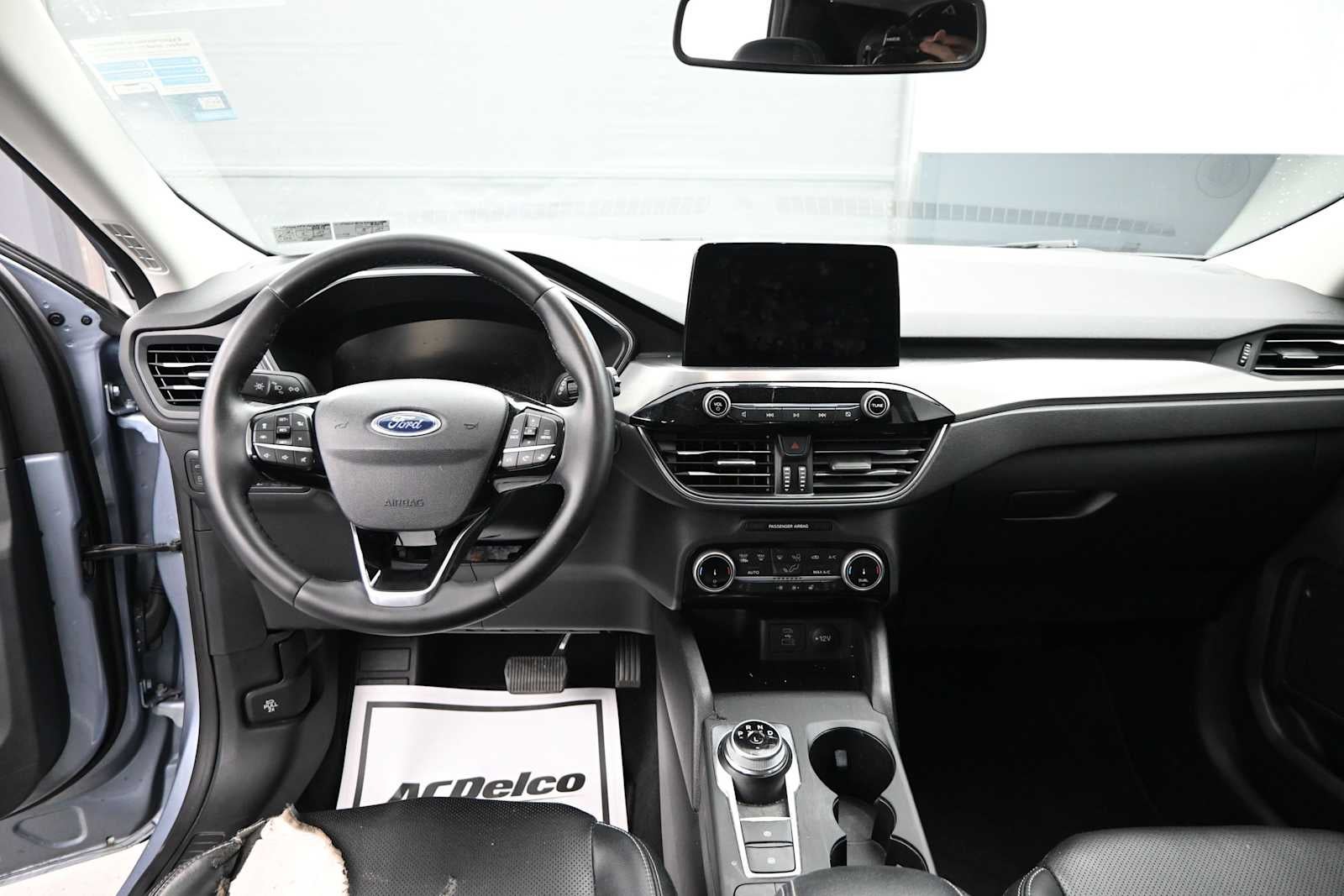 2022 Ford Escape Titanium Hybrid