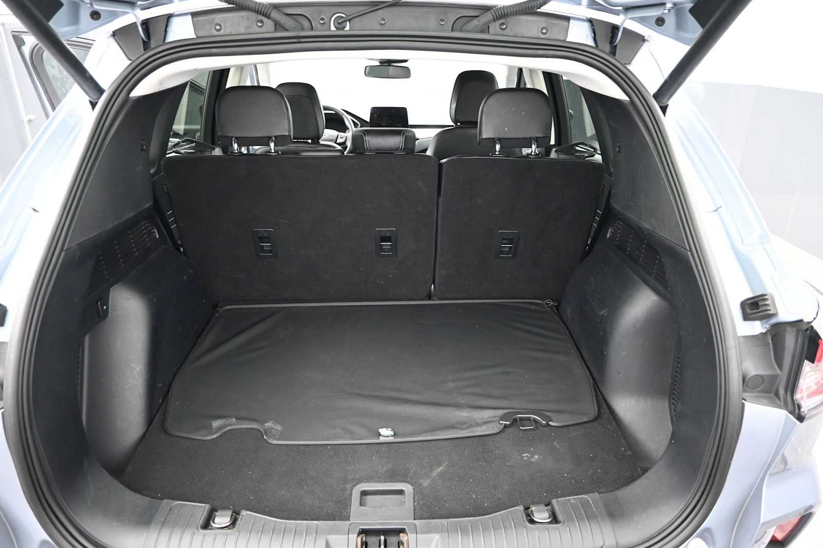 2022 Ford Escape Titanium Hybrid