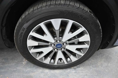2022 Ford Escape Titanium Hybrid
