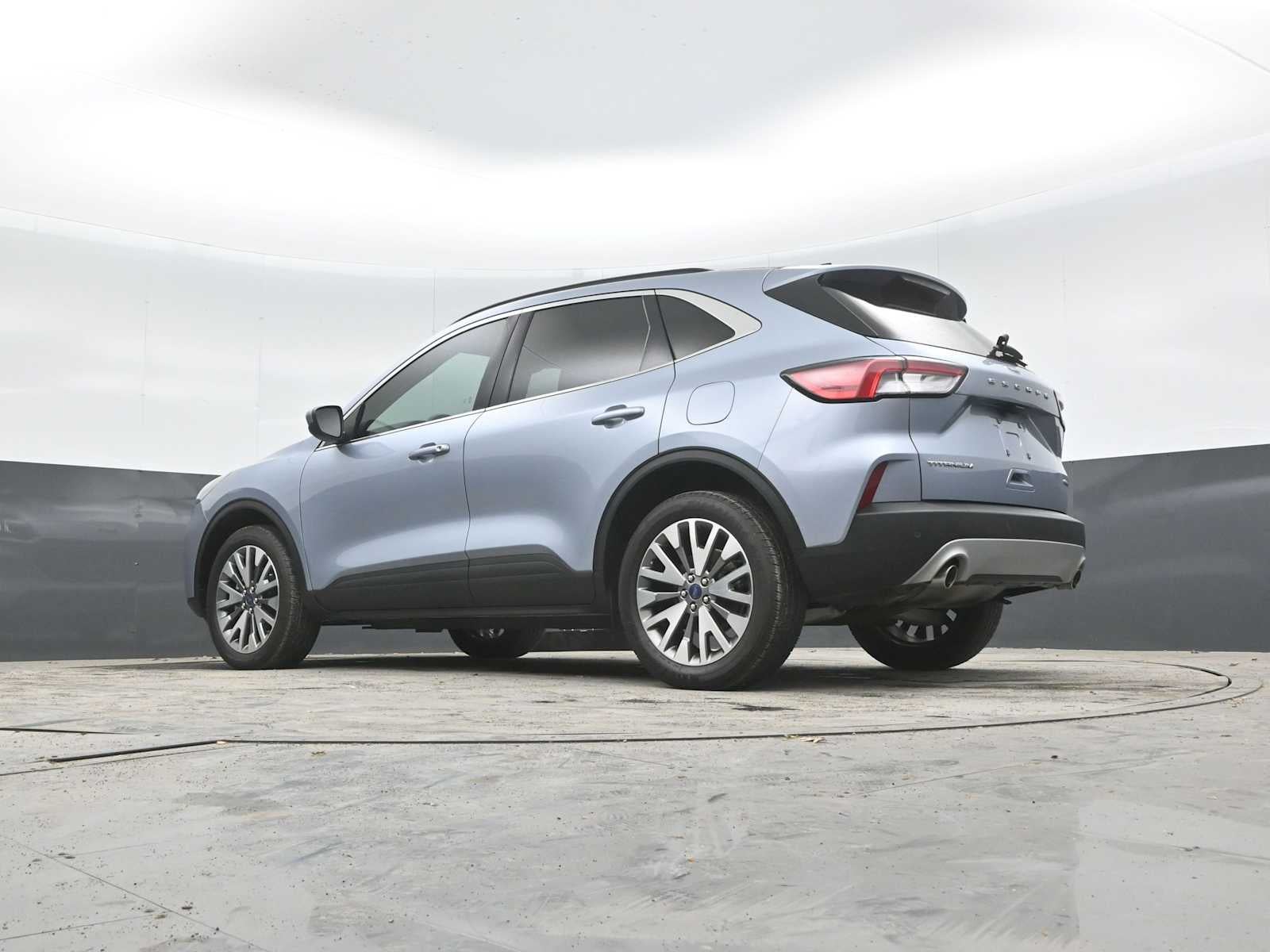 2022 Ford Escape Titanium Hybrid