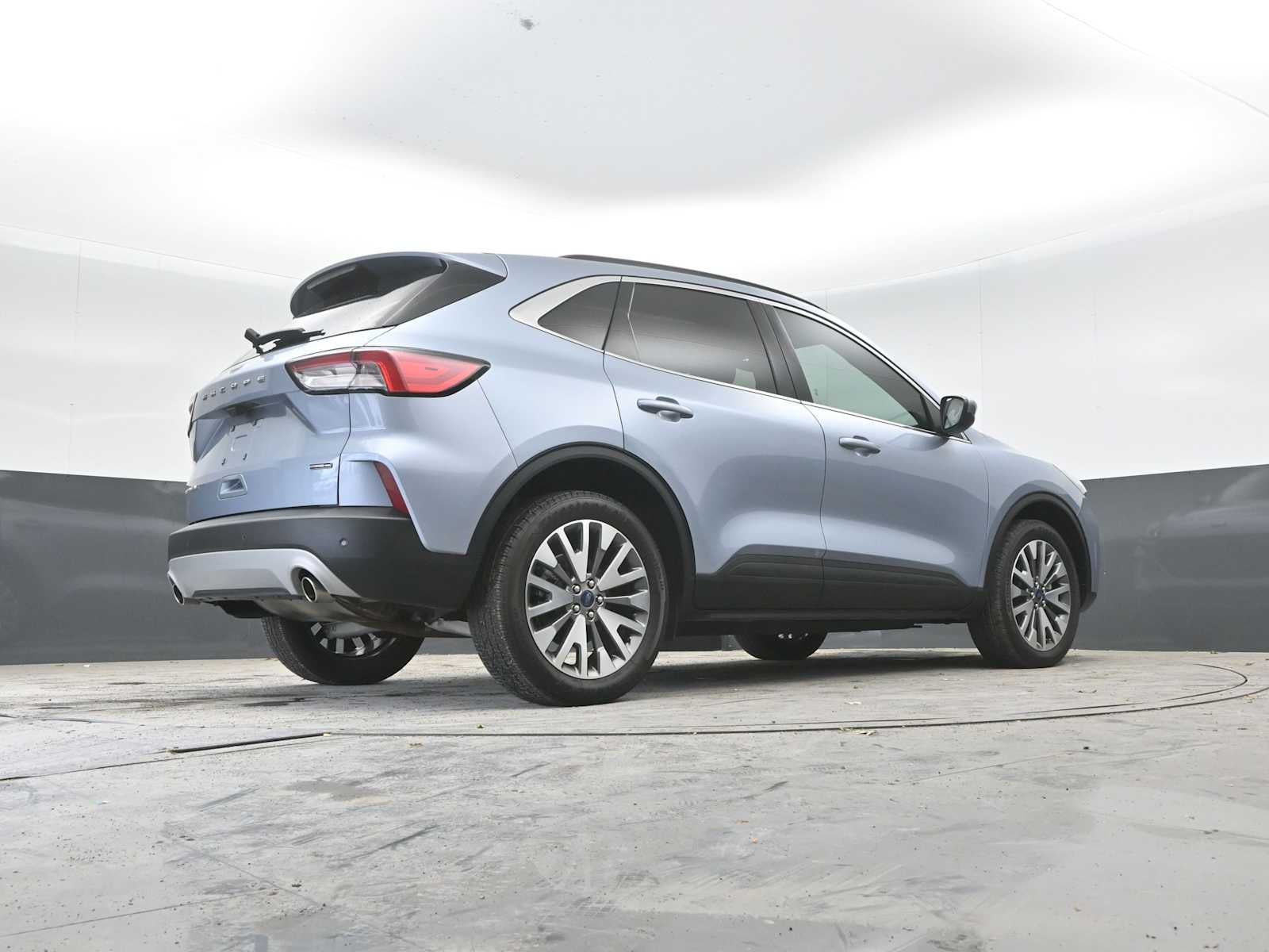2022 Ford Escape Titanium Hybrid