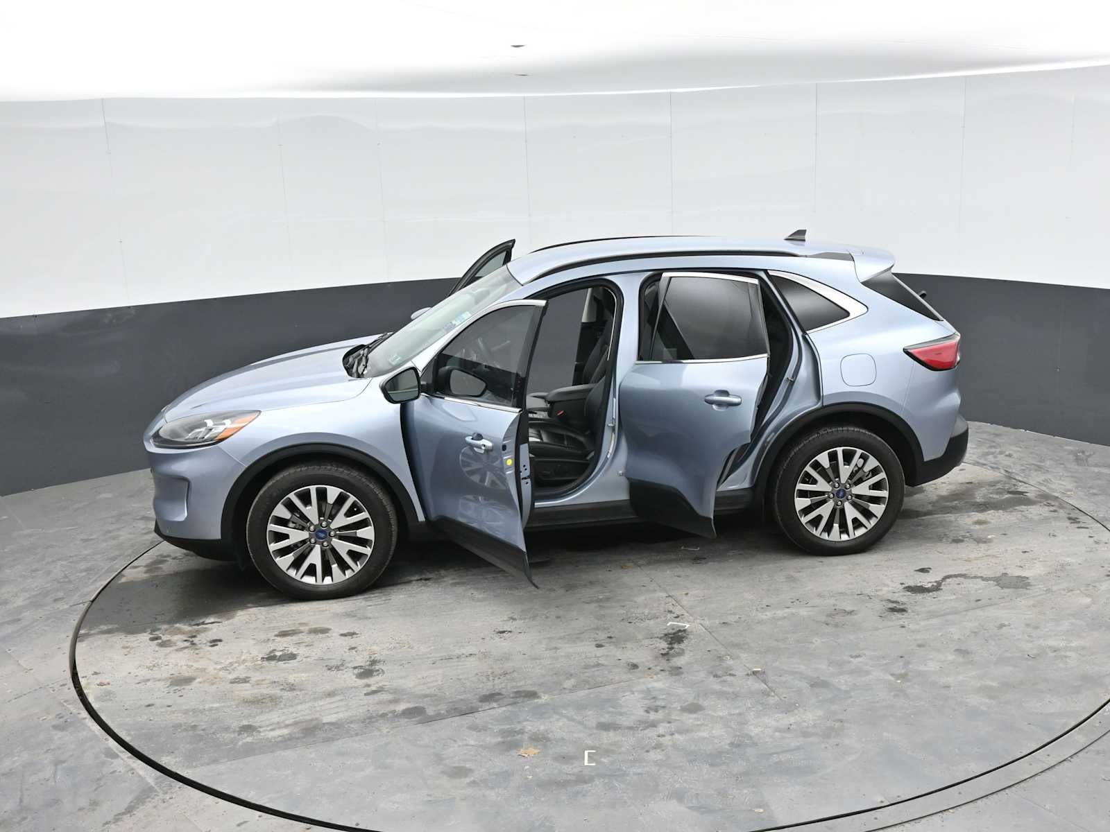 2022 Ford Escape Titanium Hybrid