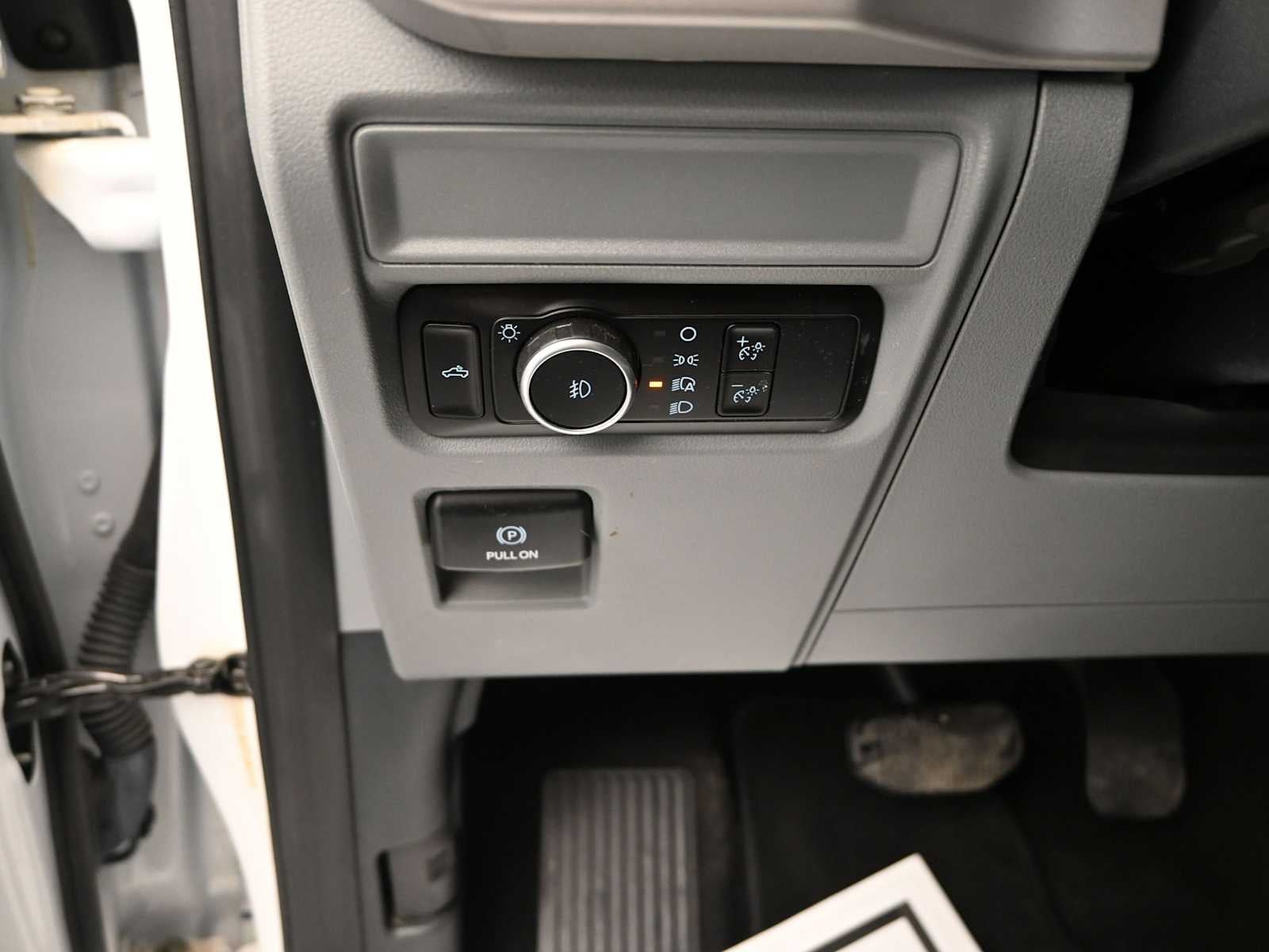 2023 Ford F150 SUPERCREW Base