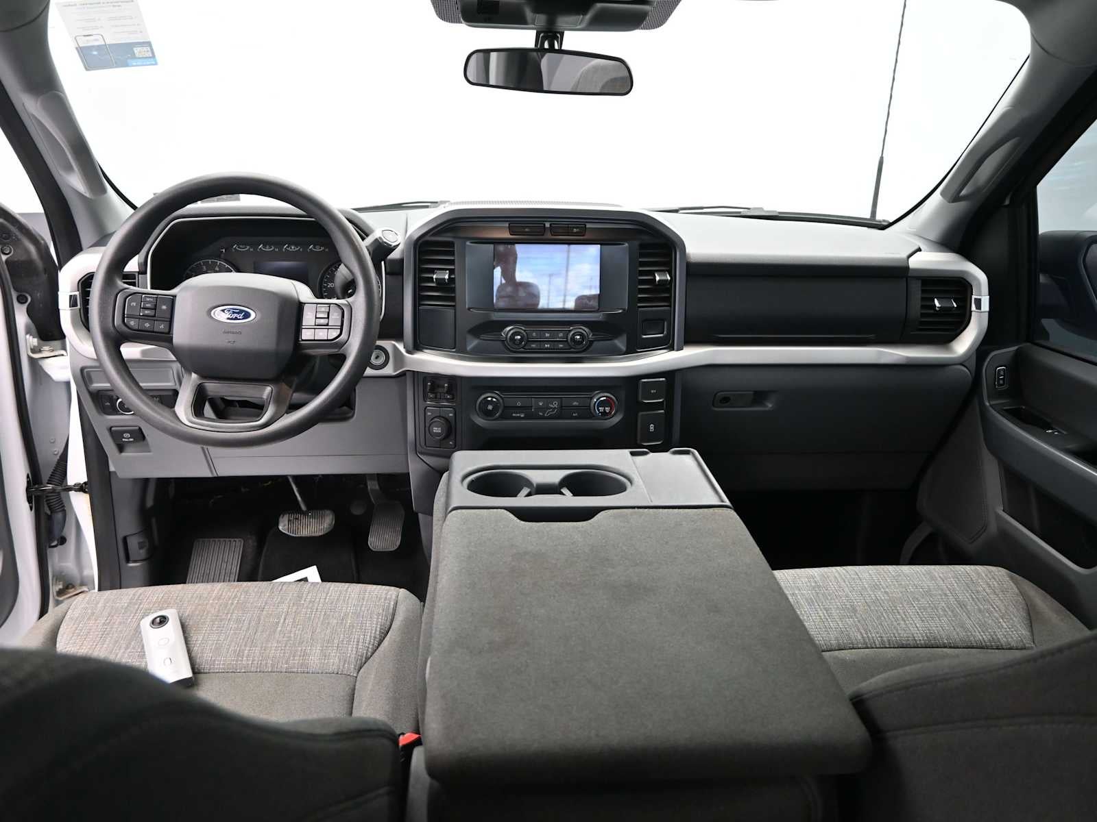 2023 Ford F150 SUPERCREW Base