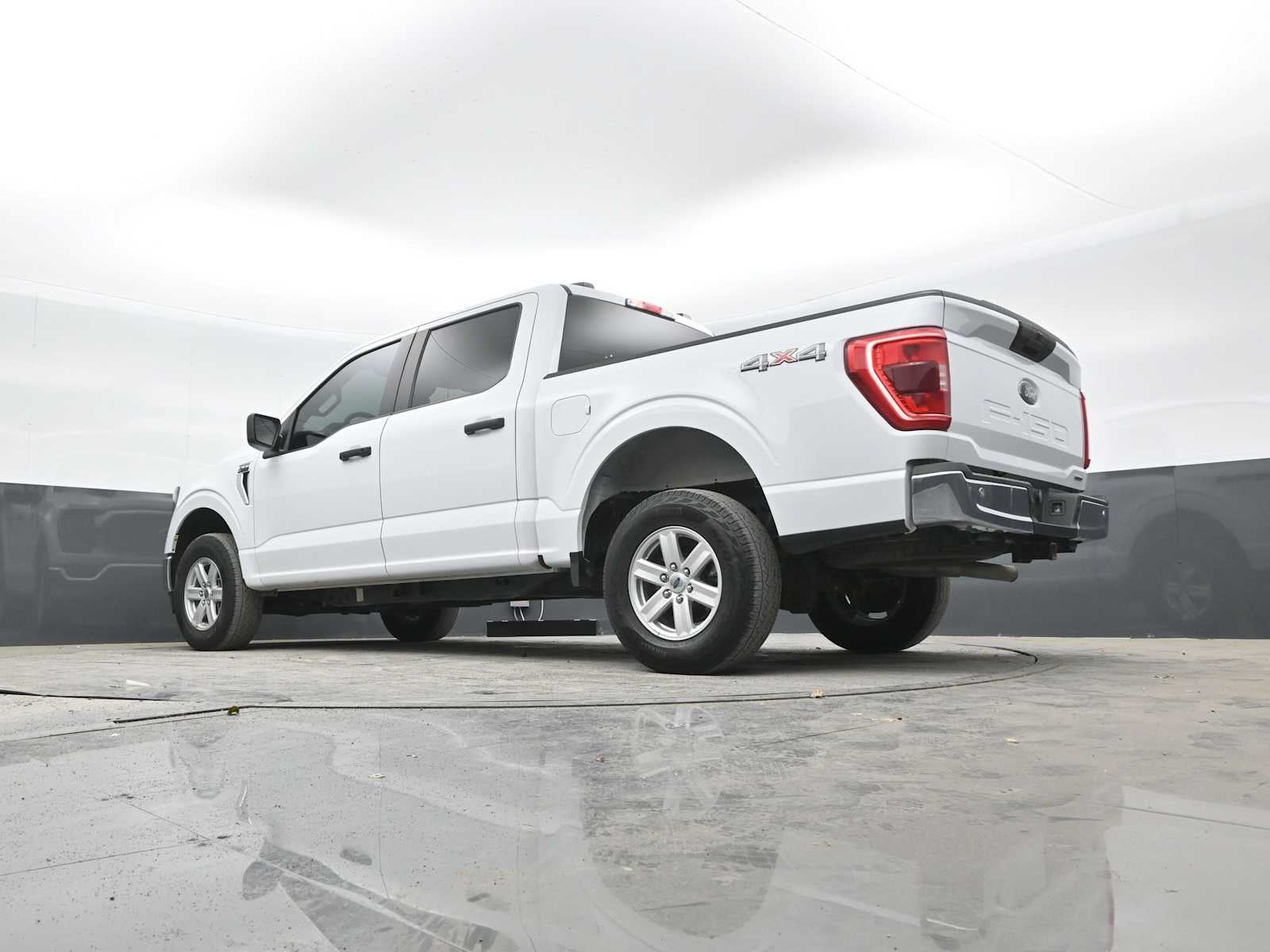 2023 Ford F150 SUPERCREW Base