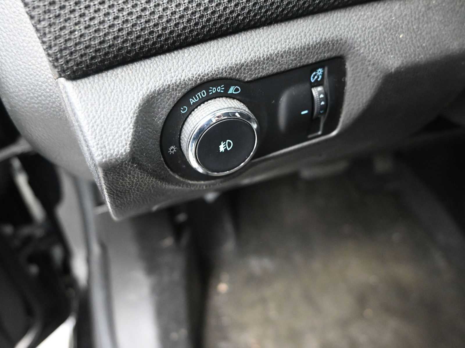 2013 Chevrolet Cruze 1LT