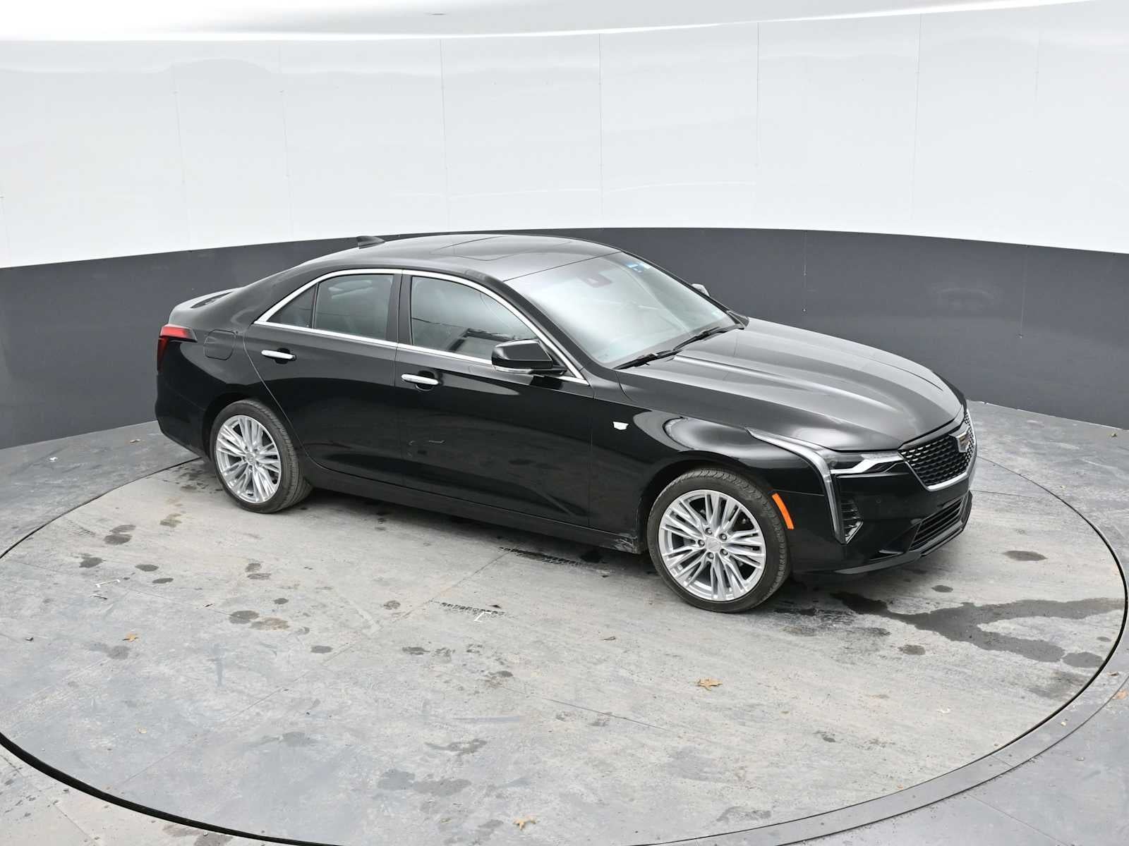 2023 Cadillac CT4 Premium Luxury