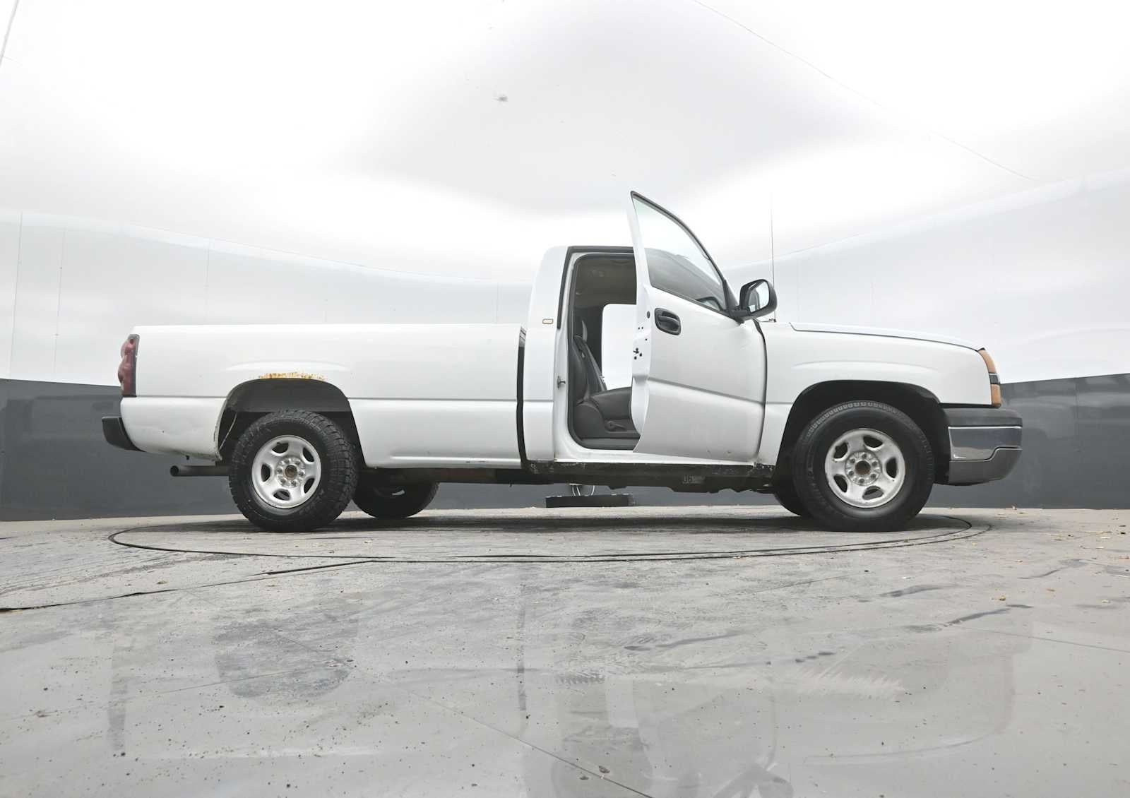 2004 Chevrolet Silverado 1500 Work Truck