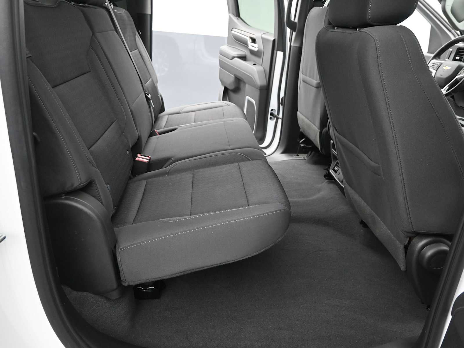 2022 Chevrolet Silverado 1500 LT (2FL)