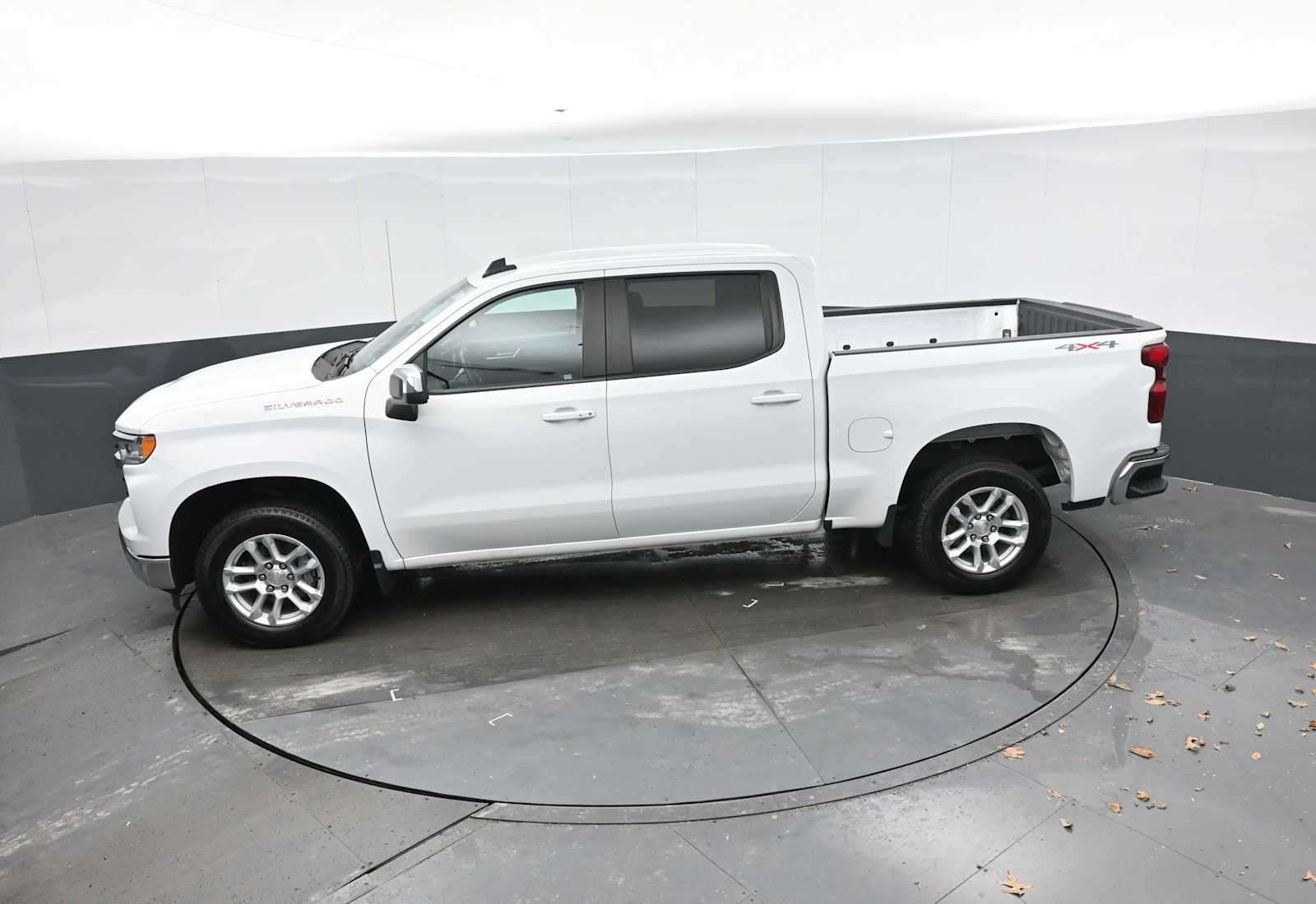 2022 Chevrolet Silverado 1500 LT (2FL)