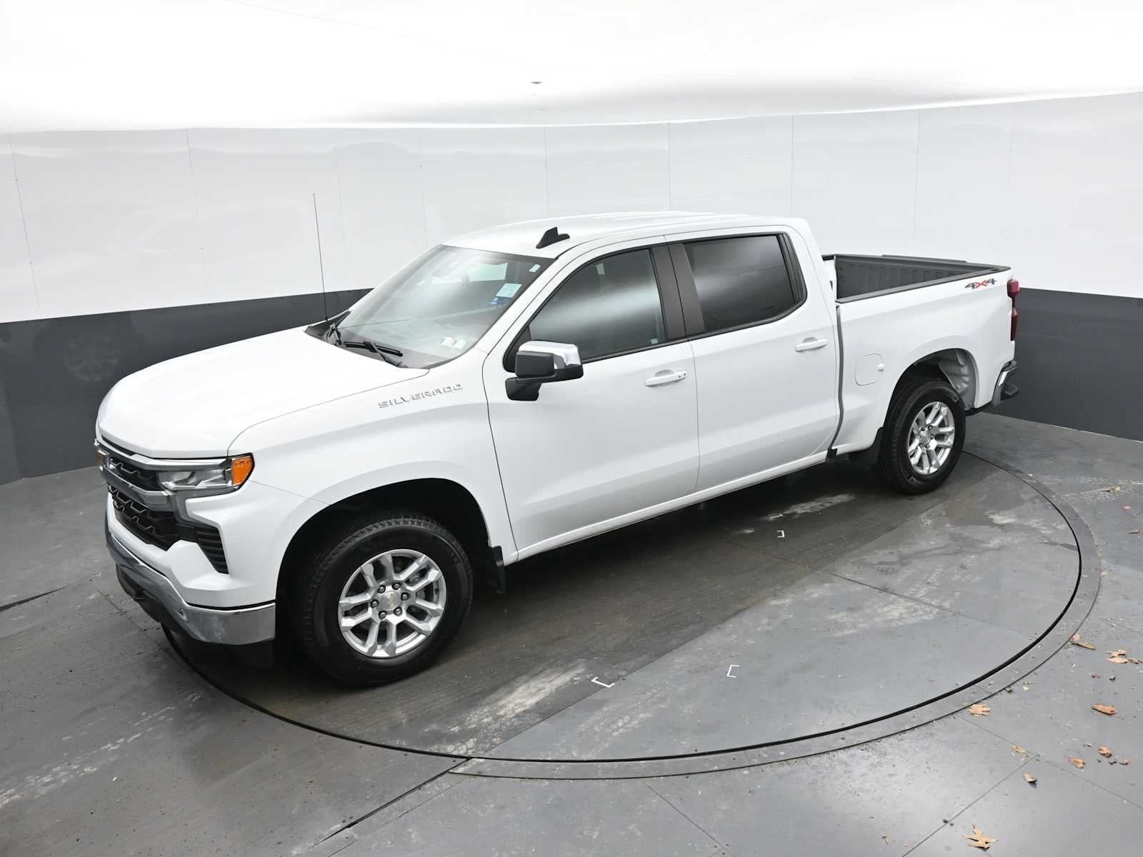 2022 Chevrolet Silverado 1500 LT (2FL)