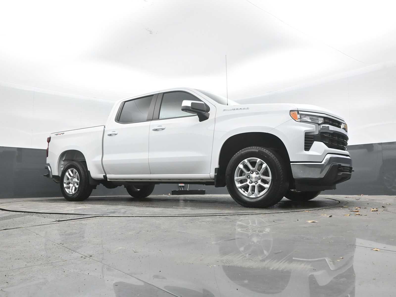 2022 Chevrolet Silverado 1500 LT (2FL)