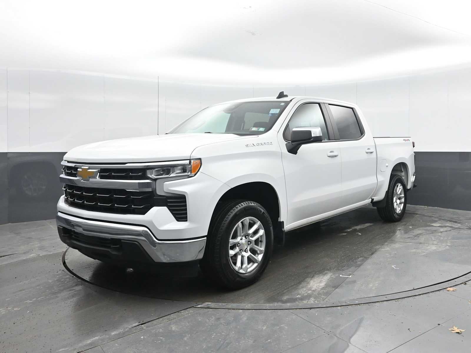 2022 Chevrolet Silverado 1500 LT (2FL)