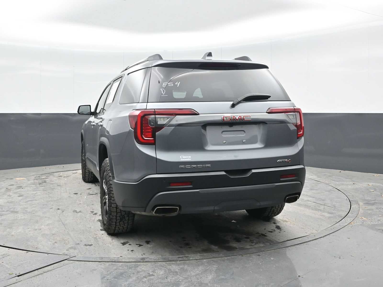 2020 GMC Acadia AT4