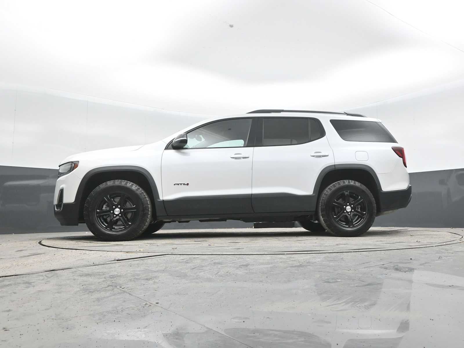 2021 GMC Acadia AT4